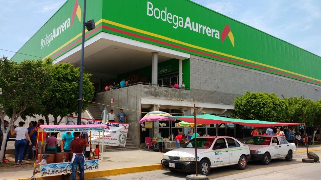 A TAN SOLO $9.50 EL KILOGRAMO DE TORTILLA.